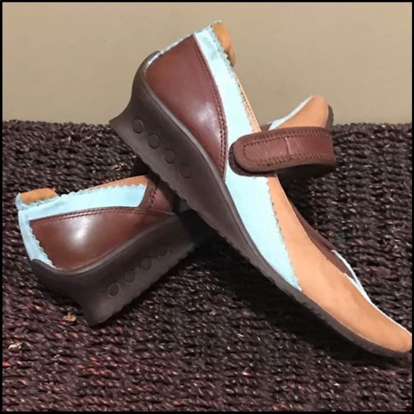 Mary Jane multi colour shoes - Picture 3 of 5